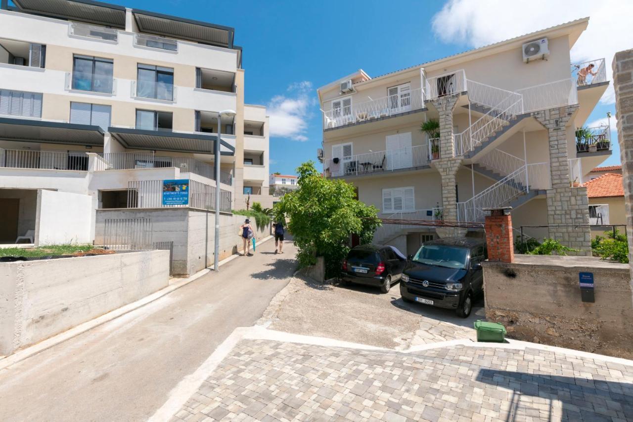 Apartment Nensi 普利莫顿 外观 照片
