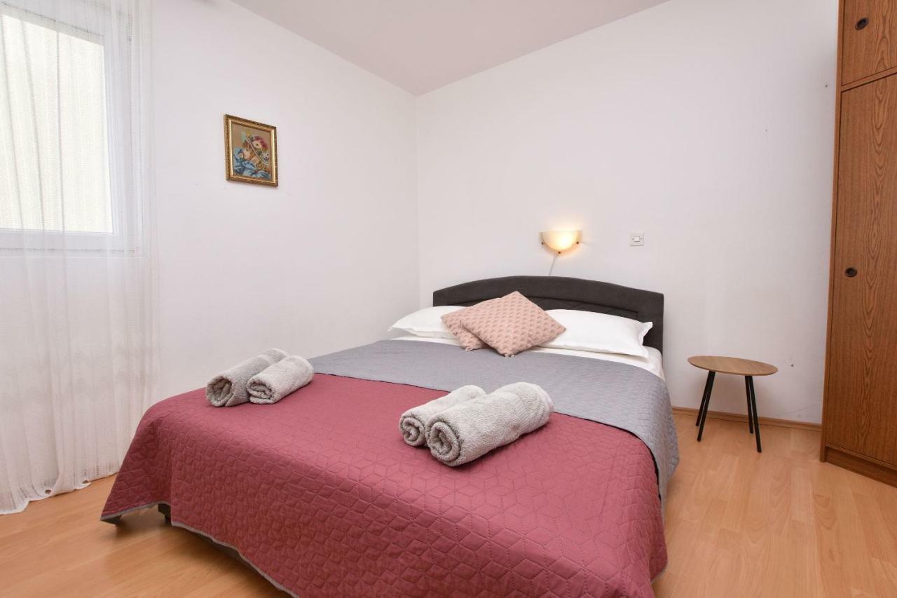 Apartment Nensi 普利莫顿 外观 照片