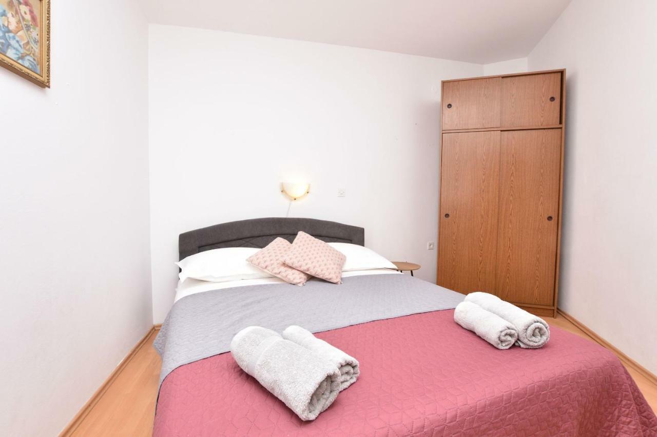 Apartment Nensi 普利莫顿 外观 照片
